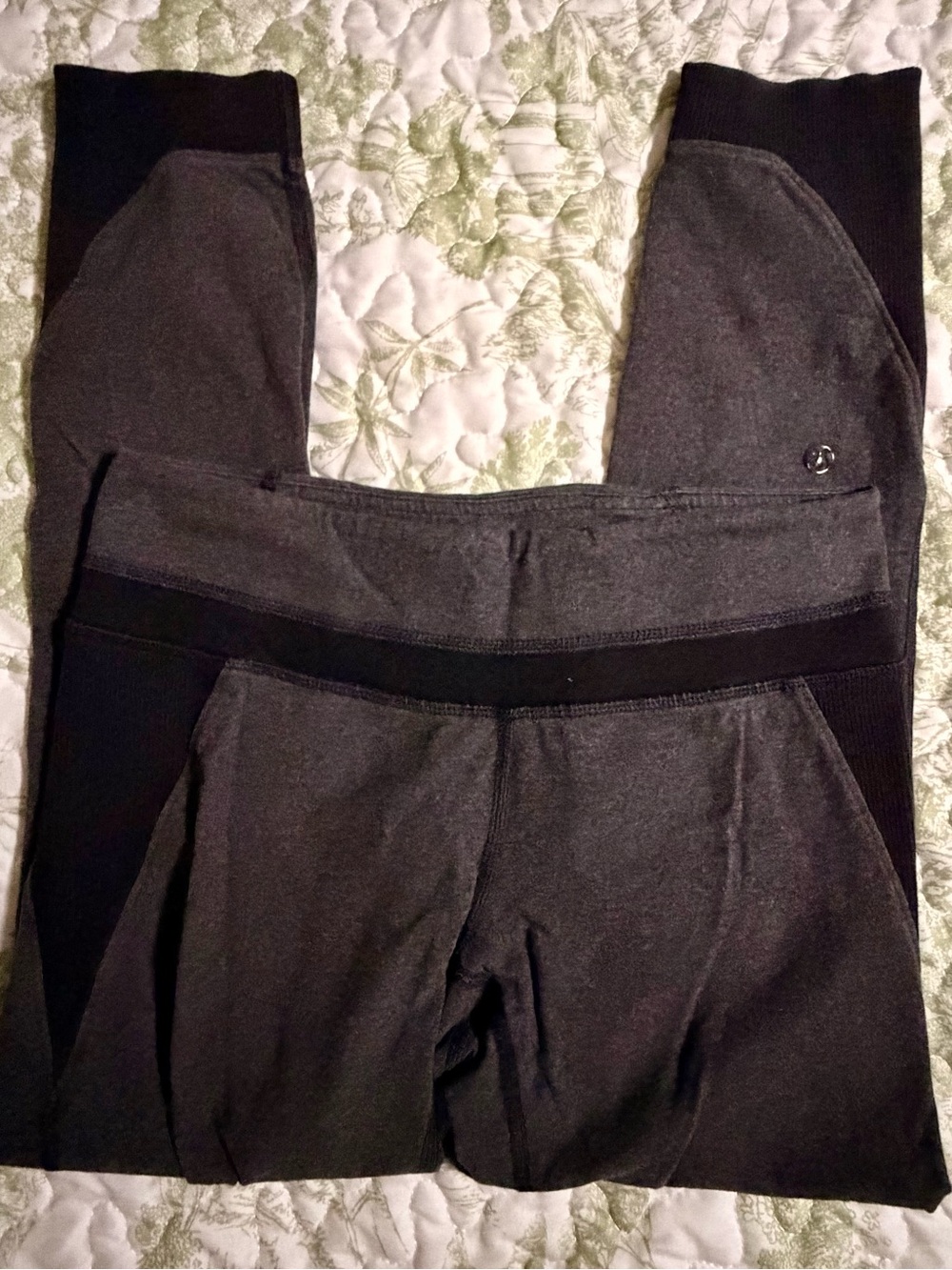 lululemon athletica Charcoal Gray and Black Leggings